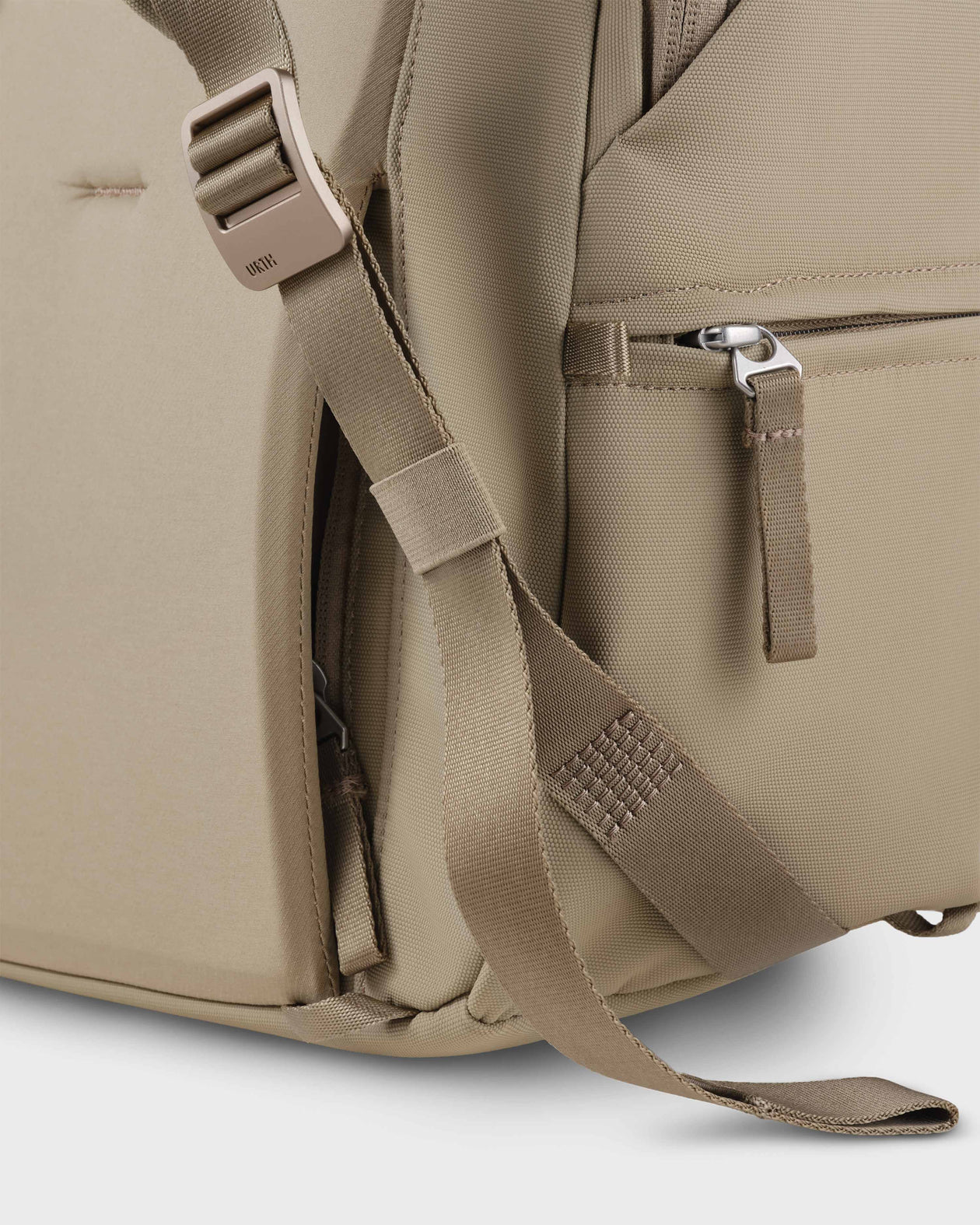 Urth Arkose 20L Modular Camera Backpack | Urth Europe