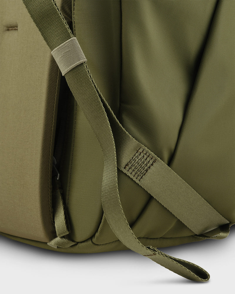 Urth Norite 24L Modular Camera Backpack | Urth Europe