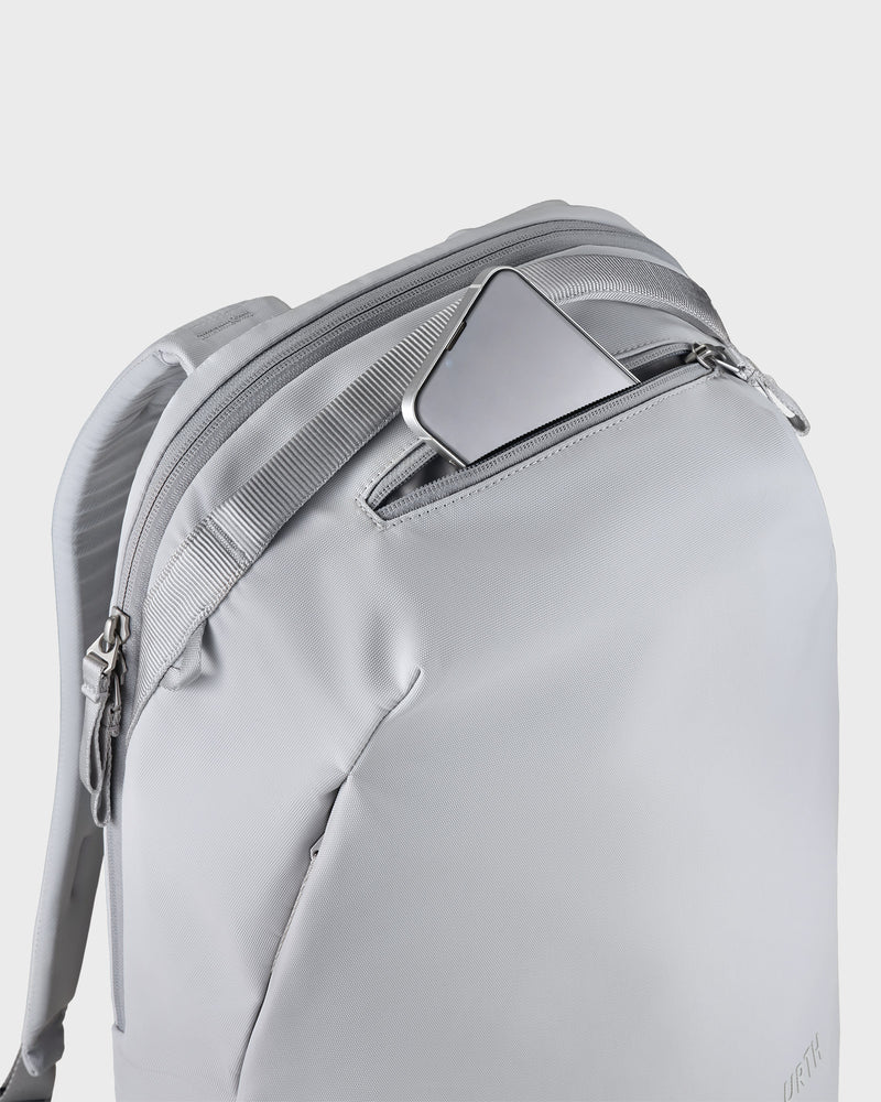 Urth Norite 24L Modular Backpack | Urth Europe