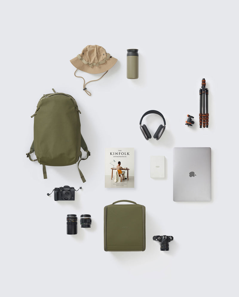 Urth Norite 24L Modular Camera Backpack | Urth EU